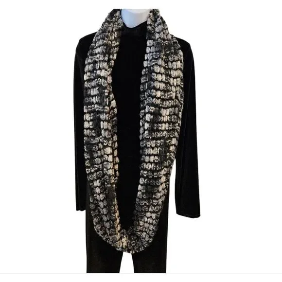 Extra Long Infinity Scraf - Picture 4 of 5